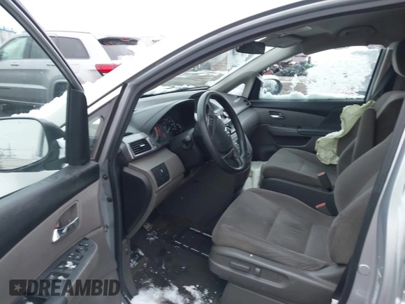 2014 Honda Odyssey LX with VIN 5FNRL5H22EB080346, listed as a IAAI auction lot 41282783 with 101,000 mi miles and . Bid and sale history available at carsss.com. Image 5.