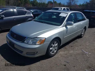 2000 Toyota Avalon XL with VIN 4T1BF28B1YU079493, listed as a IAAI auction lot 42122532 with 154,765 mi miles and . Bid and sale history available at DreamBid. Image 2.