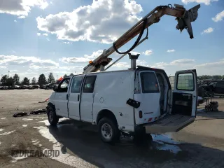 2005 Chevrolet Express Cargo z VIN 1GCHG35U151141642, wystawiony jako Copart lot #69855924 z przebiegiem 159 663 mil mil oraz Szkoda całkowita • Salvage title. Historia ofert i sprzedaży dostępna na DreamBid. Obrazek 3.