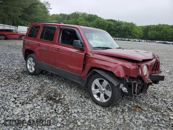2016 Jeep Patriot Latitude with VIN 1C4NJPFAXGD792415, listed as a Copart auction lot 59136005 with Not provided miles and Salvage title. Bid and sale history available at DreamBid. Image 4.