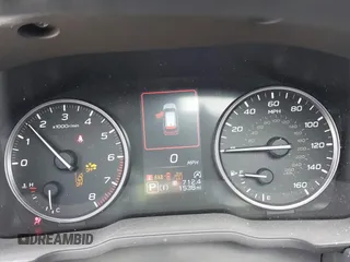 2025 Subaru Forester Limited с VIN JF2SLDRC7SH483870, выставлен на аукционе IAAI как лот 42164753 с пробегом 1 538 миль миль и . История ставок и продаж доступна на DreamBid. Изображение 7.
