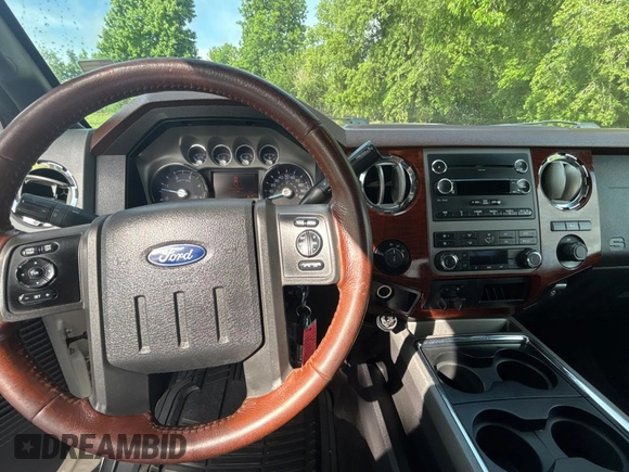 2012 Ford F-350 XL с VIN 1FT8W3BT5CEB52342, выставлен на аукционе Copart как лот 58652855 с пробегом 244 321 миль миль и Чистый • Clean title. История ставок и продаж доступна на DreamBid. Изображение 9.