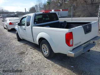 2015 Nissan Frontier SV with VIN 1N6BD0CT1FN730690, listed as a IAAI auction lot 41759436 with 113,564 mi miles. Bid and sale history available at carsss.com. Image 3.