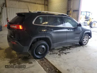 2016 Jeep Cherokee Latitude with VIN 1C4PJLCB9GW189779, listed as a Copart auction lot 47960975 with 166,466 mi miles and Salvage Title. Bid and sale history available at carsss.com. Image 3.