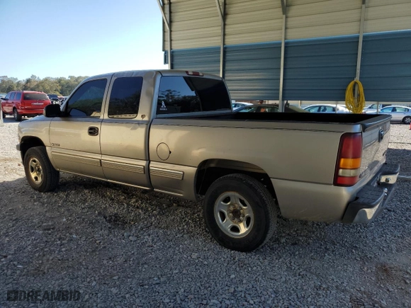 1999 Chevrolet Silverado 1500 LS with VIN 2GCEC19V7X1219098, listed as a Copart auction lot 76982314 with 290,080 mi miles and Salvage Title. Bid and sale history available at carsss.com. Image 2.