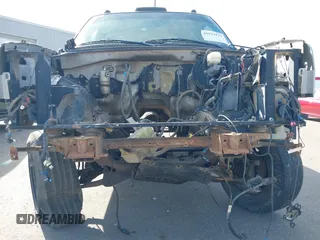 2005 Chevrolet Silverado 1500 Z71 z VIN 1GCEK19B35Z150360, wystawiony jako IAAI lot #41923111 z przebiegiem Nie podano mil oraz . Historia ofert i sprzedaży dostępna na DreamBid. Obrazek 6.