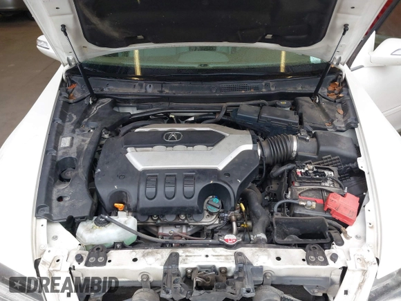 2011 Acura RL Technology with VIN JH4KB2F66BC000465, listed as a IAAI auction lot 41312767 with 129,418 mi miles and . Bid and sale history available at DreamBid. Image 10.