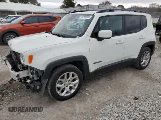 2018 Jeep Renegade Latitude with VIN ZACCJABB4JPJ22982, listed as a Copart auction lot 44377085 with 60,545 mi miles and Salvage Title. Bid and sale history available at carsss.com. Image 1.