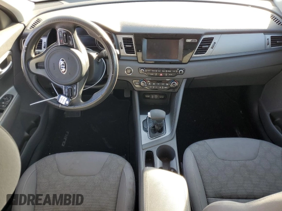 2017 Kia Niro FE with VIN KNDCB3LC3H5055071, listed as a Copart auction lot 85649084 with 0 mi miles and Salvage Title. Bid and sale history available at carsss.com. Image 8.