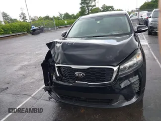 2019 Kia Sorento L z VIN 5XYPG4A39KG584941, wystawiony jako IAAI lot #42236774 z przebiegiem 93 158 mil mil oraz . Historia ofert i sprzedaży dostępna na DreamBid. Obrazek 12.