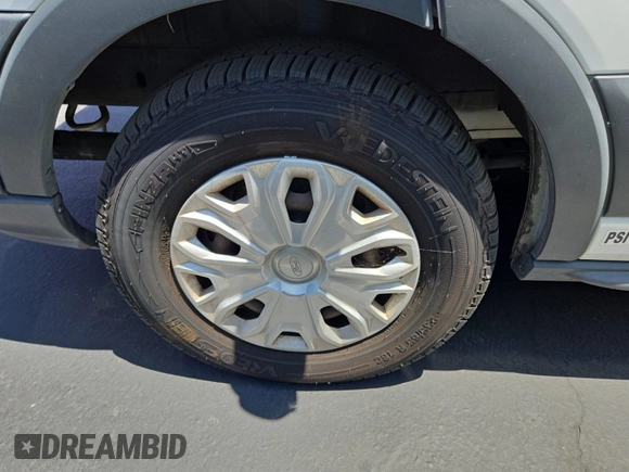 2018 Ford Transit with VIN 1FTYE1YM9JKB52270, listed as a IAAI auction lot 42714304 with 95,416 mi miles and . Bid and sale history available at DreamBid. Image 43.
