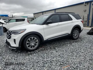 2025 Ford Explorer with VIN 1FMUK7HH8SGA05659, listed as a Copart auction lot 52077855 with 3,037 mi miles and Salvage title. Bid and sale history available at DreamBid. Image 1.