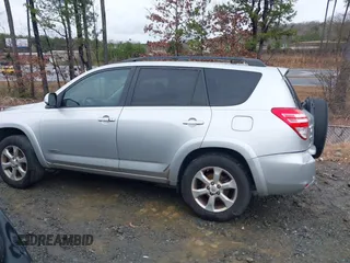 2010 Toyota RAV4 Limited с VIN 2T3YK4DV3AW008620, выставлен на аукционе IAAI как лот 41748119 с пробегом 190 707 миль миль и . История ставок и продаж доступна на DreamBid. Изображение 14.