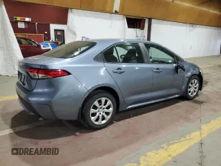 2021 Toyota Corolla LE with VIN 5YFEPMAE2MP163747, listed as a Copart auction lot 54667605 with 39,648 mi miles and Salvage Title. Bid and sale history available at DreamBid. Image 3.