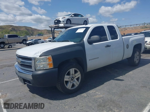 2007 Chevrolet Silverado 1500 LT w/2LT with VIN 2GCEC190471726075, listed as a IAAI auction lot 41922472 with 184,963 mi miles. Bid and sale history available at carsss.com. Image 2.