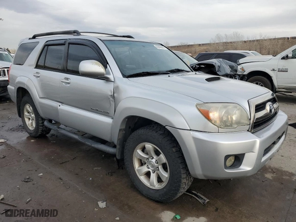 2006 Toyota 4Runner SR5 with VIN JTEBT14R268030332, listed as a Copart auction lot 43806845 with 273,725 mi miles and Salvage Title. Bid and sale history available at carsss.com. Image 4.