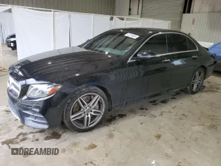 2018 Mercedes-Benz E-Class E 300 with VIN WDDZF4JBXJA374002, listed as a Copart auction lot 42376925 with 136,184 mi miles and Salvage Title. Bid and sale history available at carsss.com. Image 1.