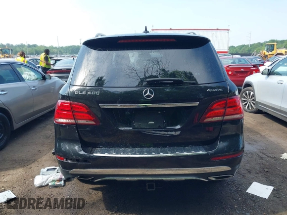 2019 Mercedes-Benz GLE 400 with VIN 4JGDA5GB5KB218442, listed as a IAAI auction lot 42204715 with 50,324 mi miles and . Bid and sale history available at DreamBid. Image 15.