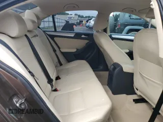 2013 Volkswagen Jetta SE with VIN 3VWDP7AJ8DM431330, listed as a Copart auction lot 56738795 with 114,151 mi miles and Salvage title. Bid and sale history available at DreamBid. Image 10.