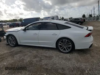 2022 Audi A7 Prestige with VIN WAUV2BF29NN050438, listed as a Copart auction lot 78692104 with 31,402 mi miles and Salvage Title. Bid and sale history available at carsss.com. Image 2.