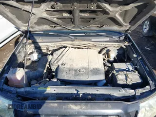 2006 Toyota Tacoma with VIN 3TMMU52N26M002740, listed as a IAAI auction lot 41684550 with 250,012 mi miles and . Bid and sale history available at DreamBid. Image 10.