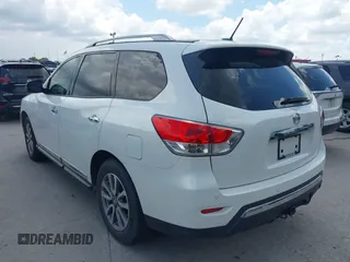 2014 Nissan Pathfinder Platinum with VIN 5N1AR2MN0EC646541, listed as a IAAI auction lot 42680665 with 203,487 mi miles and . Bid and sale history available at DreamBid. Image 3.