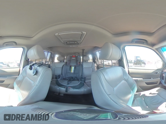 2011 Honda Pilot Touring z VIN 5FNYF3H9XBB044579, wystawiony jako Copart lot #50303125 z przebiegiem 227 482 mil mil oraz Szkoda całkowita • Salvage title. Historia ofert i sprzedaży dostępna na DreamBid. Obrazek 14.