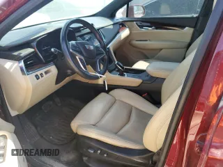 2017 Cadillac XT5 Luxury FWD z VIN 1GYKNBRS7HZ236673, wystawiony jako Copart lot #53944065 z przebiegiem 143 645 mil mil oraz Tytuł czysty. Historia ofert i sprzedaży dostępna na DreamBid. Obrazek 7.