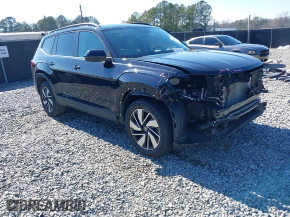 2024 Volkswagen Atlas SE with VIN 1V2JR2CA5RC532574, listed as a IAAI auction lot 41640988 with 24,048 mi miles and . Bid and sale history available at DreamBid. Image 1.