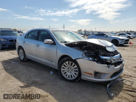 2010 Ford Fusion Hybrid with VIN 3FADP0L32AR308054, listed as a Copart auction lot 46930305 with 77,084 mi miles and Clean Title. Bid and sale history available at carsss.com. Image 4.