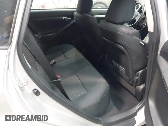2010 Pontiac Vibe w/1SB with VIN 5Y2SP6E00AZ406082, listed as a IAAI auction lot 41952669 with 99,305 mi miles. Bid and sale history available at carsss.com. Image 8.