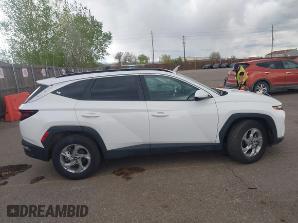 2024 Hyundai Tucson SEL with VIN 5NMJBCDE2RH362446, listed as a IAAI auction lot 42174042 with 34,066 mi miles and . Bid and sale history available at carsss.com. Image 13.
