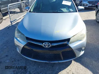 2015 Toyota Camry XLE z VIN 4T1BF1FK5FU891261, wystawiony jako IAAI lot #41262797 z przebiegiem 149 271 mil mil oraz . Historia ofert i sprzedaży dostępna na DreamBid. Obrazek 10.
