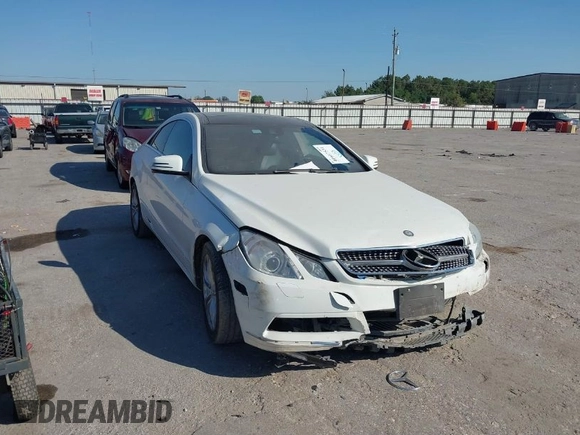 2010 Mercedes-Benz E-Class E 350 with VIN WDDKJ5GB4AF036627, listed as a IAAI auction lot 40667531 with 101,279 mi miles. Bid and sale history available at carsss.com. Image 1.