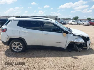 2024 Jeep Compass Latitude with VIN 3C4NJDBN4RT116966, listed as a IAAI auction lot 42562326 with 32,436 mi miles and . Bid and sale history available at DreamBid. Image 12.