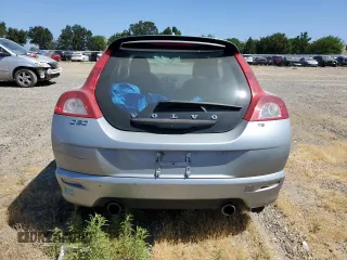 2009 Volvo C30 with VIN YV1MK672892145756, listed as a Copart auction lot 58327804 with 105,121 mi miles and Salvage Title. Bid and sale history available at DreamBid. Image 6.