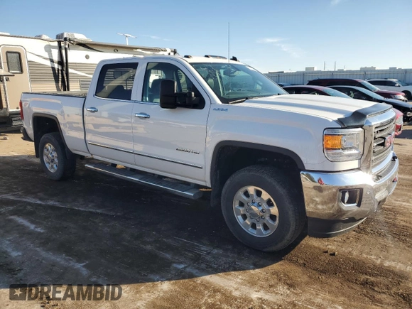 2015 GMC Sierra 2500HD SLT z VIN 1GT12ZEG3FF110359, wystawiony jako Copart lot #78835404 z przebiegiem 43 017 mil mil oraz Szkoda całkowita • Salvage title. Historia ofert i sprzedaży dostępna na DreamBid. Obrazek 4.