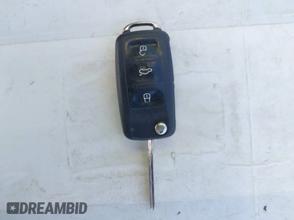 2014 Volkswagen Jetta SE z VIN 3VWD17AJ1EM238164, wystawiony jako IAAI lot #42672236 z przebiegiem 126 098 mil mil oraz . Historia ofert i sprzedaży dostępna na DreamBid. Obrazek 11.