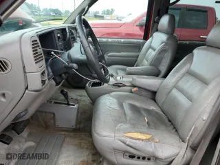 1999 Chevrolet Tahoe Z71 with VIN 1GNEK13R9XJ476615, listed as a Copart auction lot 61312114 with 174,729 mi miles and Clean Title. Bid and sale history available at carsss.com. Image 7.