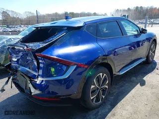 2024 Kia EV6 Wind with VIN KNDC3DLC8R5165330, listed as a IAAI auction lot 41897329 with 5,580 mi miles. Bid and sale history available at carsss.com. Image 4.
