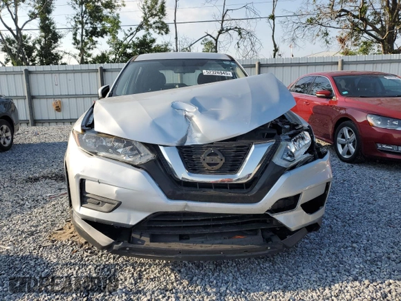 2017 Nissan Rogue S with VIN JN8AT2MT1HW384993, listed as a Copart auction lot 52326945 with 80,266 mi miles and Salvage Title. Bid and sale history available at carsss.com. Image 5.