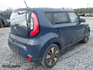 2015 Kia Soul ! with VIN KNDJX3A57F7188494, listed as a IAAI auction lot 41586072 with 188,821 mi miles. Bid and sale history available at carsss.com. Image 4.