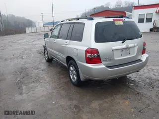 2006 Toyota Highlander w/3rd Row with VIN JTEEP21A160154175, listed as a IAAI auction lot 41505333 with 164,564 mi miles. Bid and sale history available at carsss.com. Image 3.