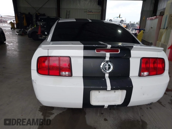 2007 Ford Mustang Deluxe with VIN 1ZVFT80N575259508, listed as a IAAI auction lot 41569259 with 164,315 mi miles. Bid and sale history available at carsss.com. Image 13.