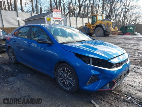 2023 Kia Forte GT-Line with VIN 3KPF54AD8PE656193, listed as a IAAI auction lot 41531171 with 39,135 mi miles. Bid and sale history available at carsss.com. Image 1.