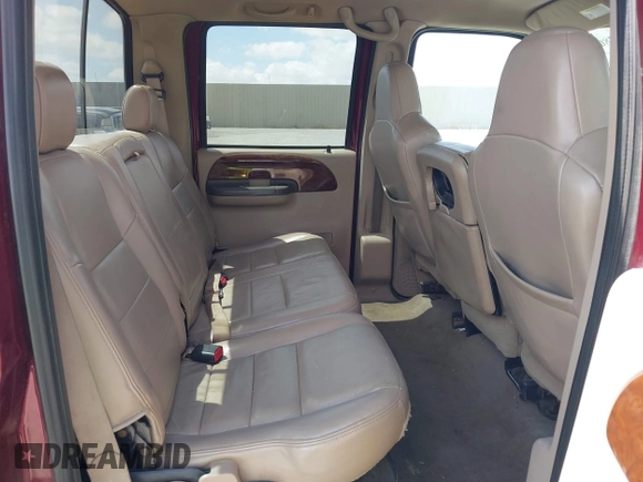 2004 Ford F-250 XL with VIN 1FTNW21P24EC90892, listed as a IAAI auction lot 42078057 with 243,464 mi miles and . Bid and sale history available at DreamBid. Image 8.