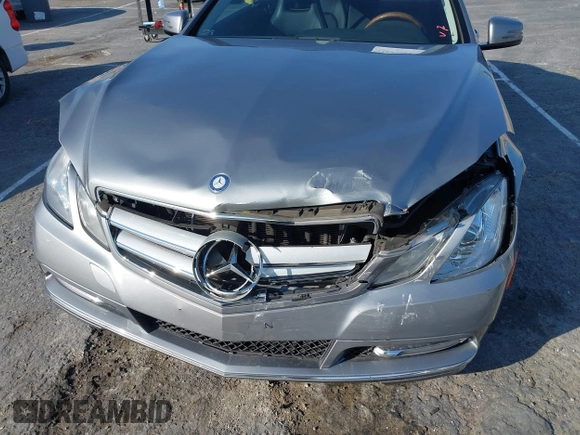 2013 Mercedes-Benz E 350 with VIN WDDKJ5KB4DF182716, listed as a IAAI auction lot 41543021 with 106,094 mi miles and . Bid and sale history available at DreamBid. Image 6.