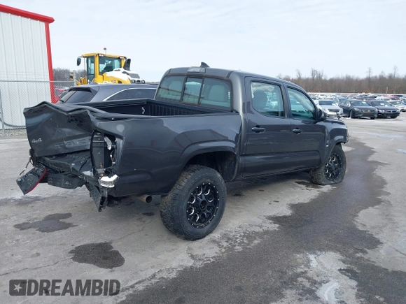 2017 Toyota Tacoma SR5 z VIN 3TMCZ5AN5HM110951, wystawiony jako IAAI lot #41580916 z przebiegiem 107 020 mil mil oraz . Historia ofert i sprzedaży dostępna na DreamBid. Obrazek 4.