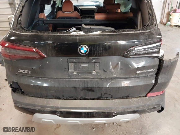 2021 BMW X5 xDrive40i with VIN 5UXCR6C01M9D94452, listed as a IAAI auction lot 41990011 with 1 mi miles. Bid and sale history available at carsss.com. Image 17.