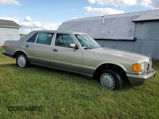 1986 Mercedes-Benz 420 420SEL with VIN WDBCA35D2GA246302, listed as a Copart auction lot 71673274 with 101,975 mi miles and Clean Title. Bid and sale history available at carsss.com. Image 4.
